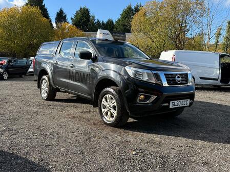 NISSAN NAVARA 2.3 dCi Acenta