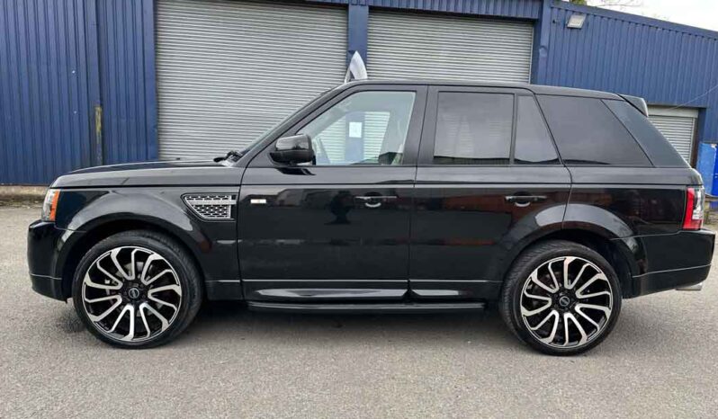 
								LAND ROVER RANGE ROVER SPORT 3.0 SDV6 Autobiography Sport 5dr Auto (AO13ZVJ) full									