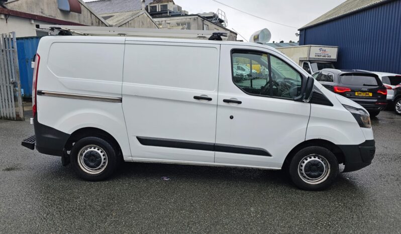 
								2017 FORD TRANSIT CUSTOM 2.0 TDCi 105ps Low Roof Van (LF17SKU) full									