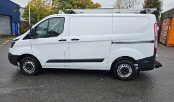 
										2017 FORD TRANSIT CUSTOM 2.0 TDCi 105ps Low Roof Van (LF17SKU) full									