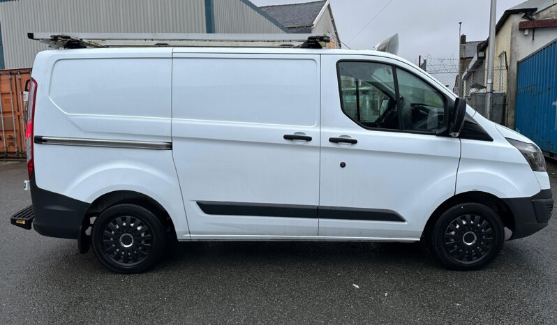 
								2018 FORD TRANSIT CUSTOM 2.0 TDCi 105ps Low Roof Van (LF17 ZKK) full									