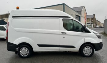 
										FORD TRANSIT CUSTOM 2.0 TDCi 105ps High Roof Van (YO17 LMF) full									