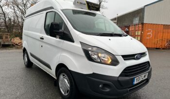 
										FORD TRANSIT CUSTOM 2.0 TDCi 105ps High Roof Van (YO17 LMF) full									