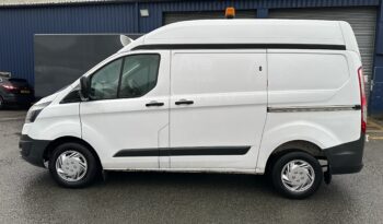 
										FORD TRANSIT CUSTOM 2.0 TDCi 105ps High Roof Van (YO17 LMF) full									