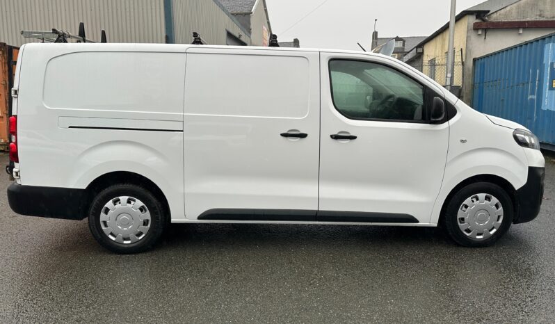 
								2021 VAUXHALL VIVARO 3100 2.0d 120PS Edition H1 Van (DU20 TEJ) full									