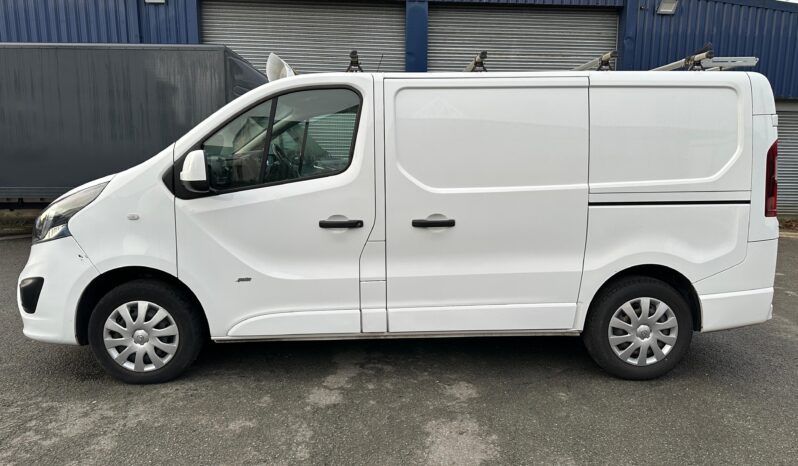 
								2018 VAUXHALL VIVARO 2700 1.6CDTI 120PS Sportive H1 Van (BL17 KVH) full									